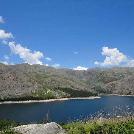 Nyaraló Refugio Da Geira Campo do Gerês